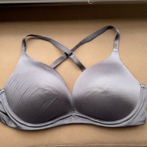 Victoria Secret BioFit Push-up cross back